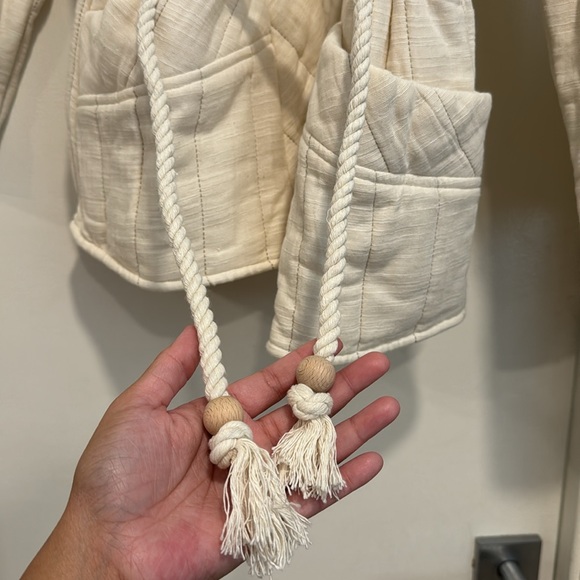 THE HANDLOOM Ono Quilted Jacket - Picture 8 of 10